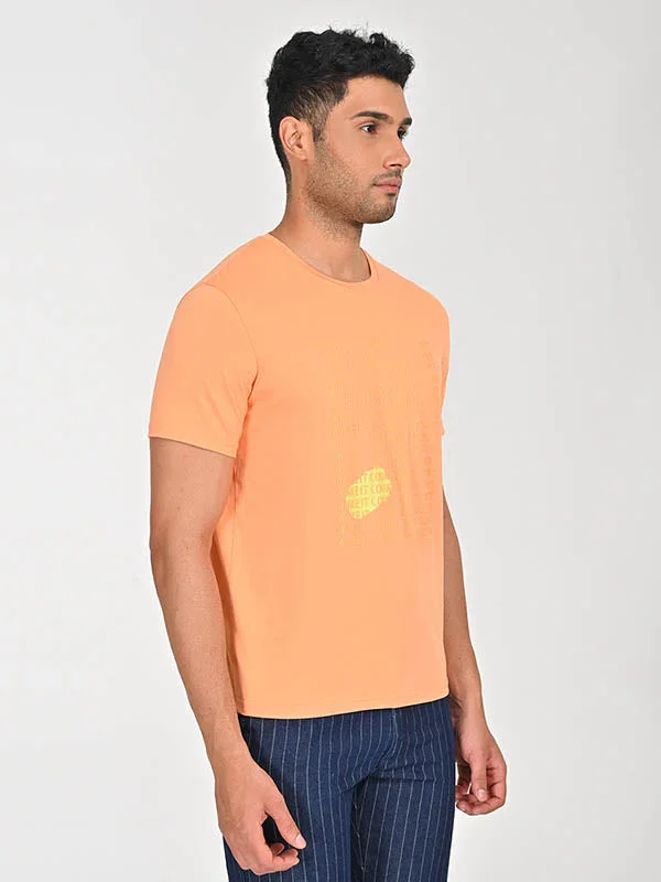 Men's Sporty Moisture Graphic Crew Neck T-Shirt - Image 6