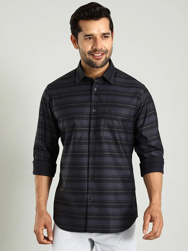Men's Striped Full Sleeves Cotton Shirt