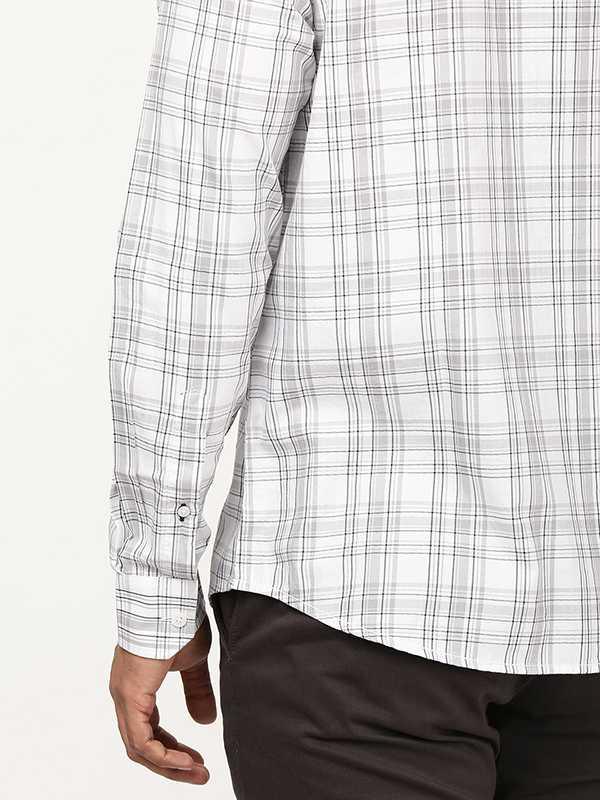 Men's Check Full Sleeves Cotton Shirt - Image 3