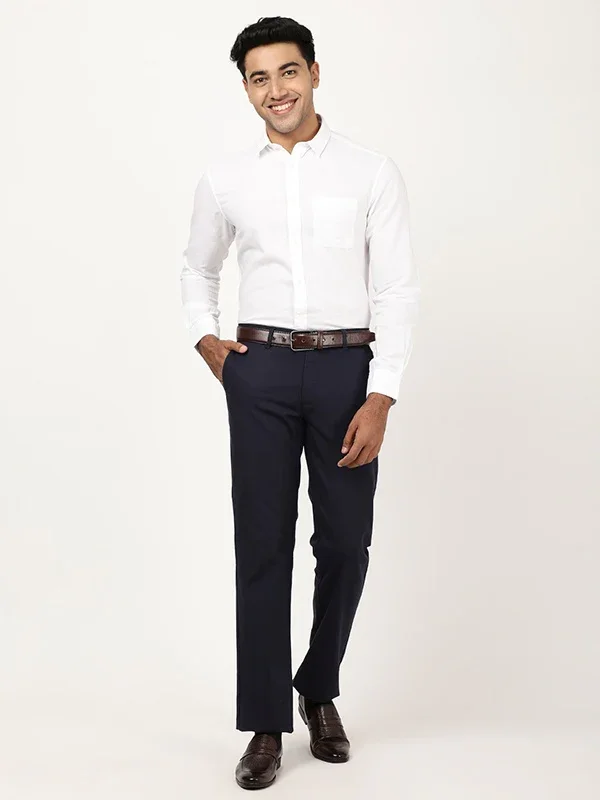 Men's Solid Full Sleeves Cotton Blend Shirt - Image 9