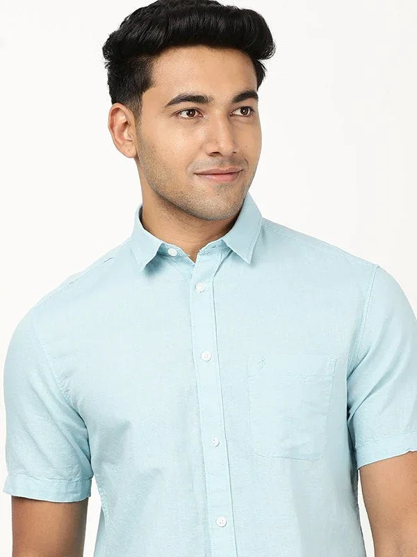 Men's Solid Half Sleeves Cotton Blend Shirt - Image 2
