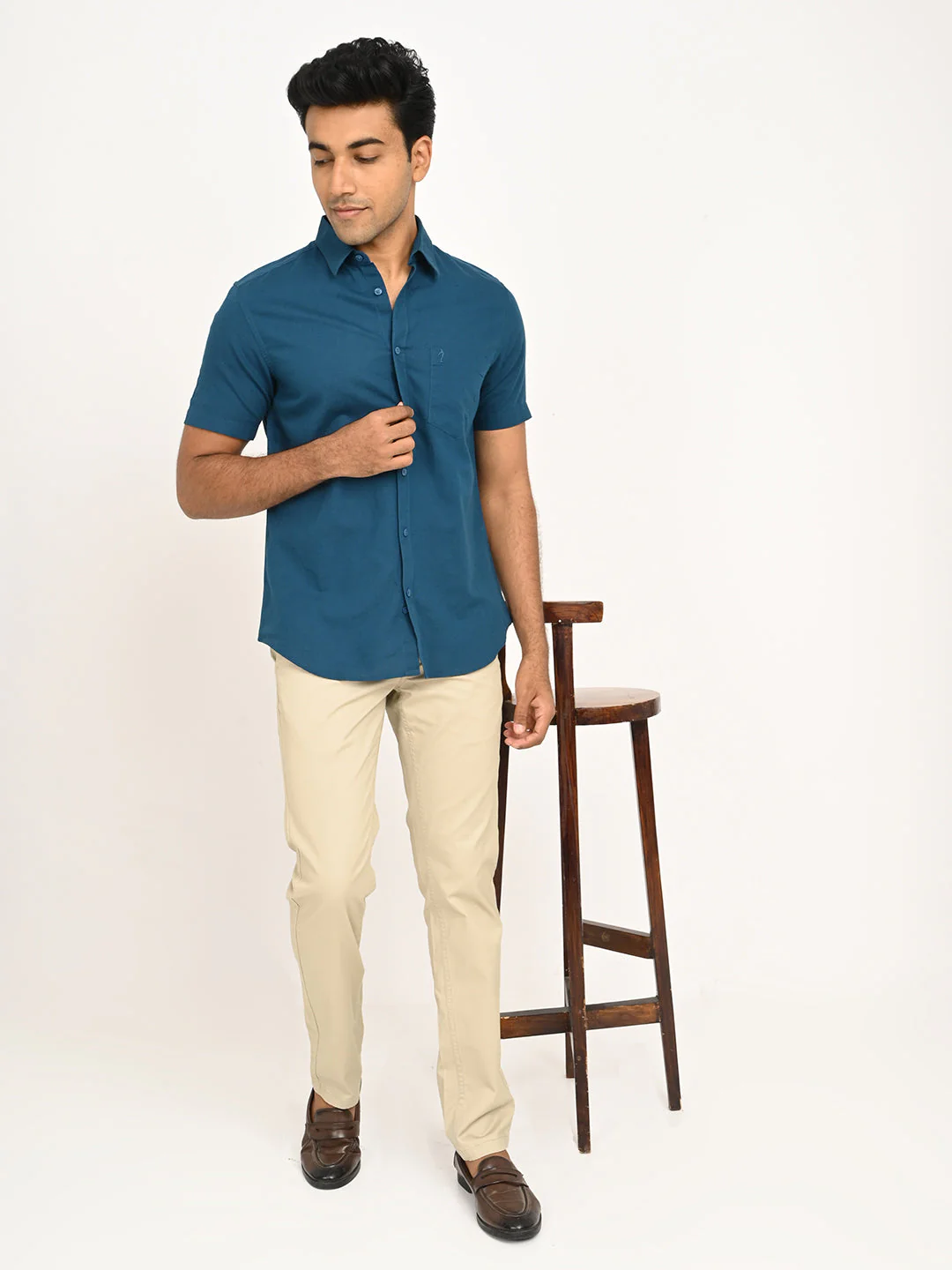 Men's Solid Half Sleeve Cotton Blend Shirt - Image 6