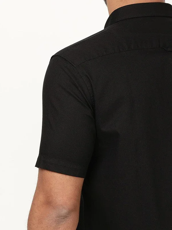 Men's Solid Half Sleeves Cotton Shirt - Image 3