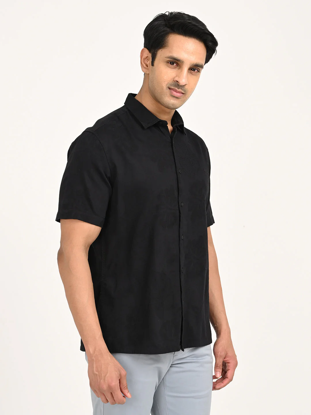 Men's Solid Half Sleeve Cotton Shirt - Image 3