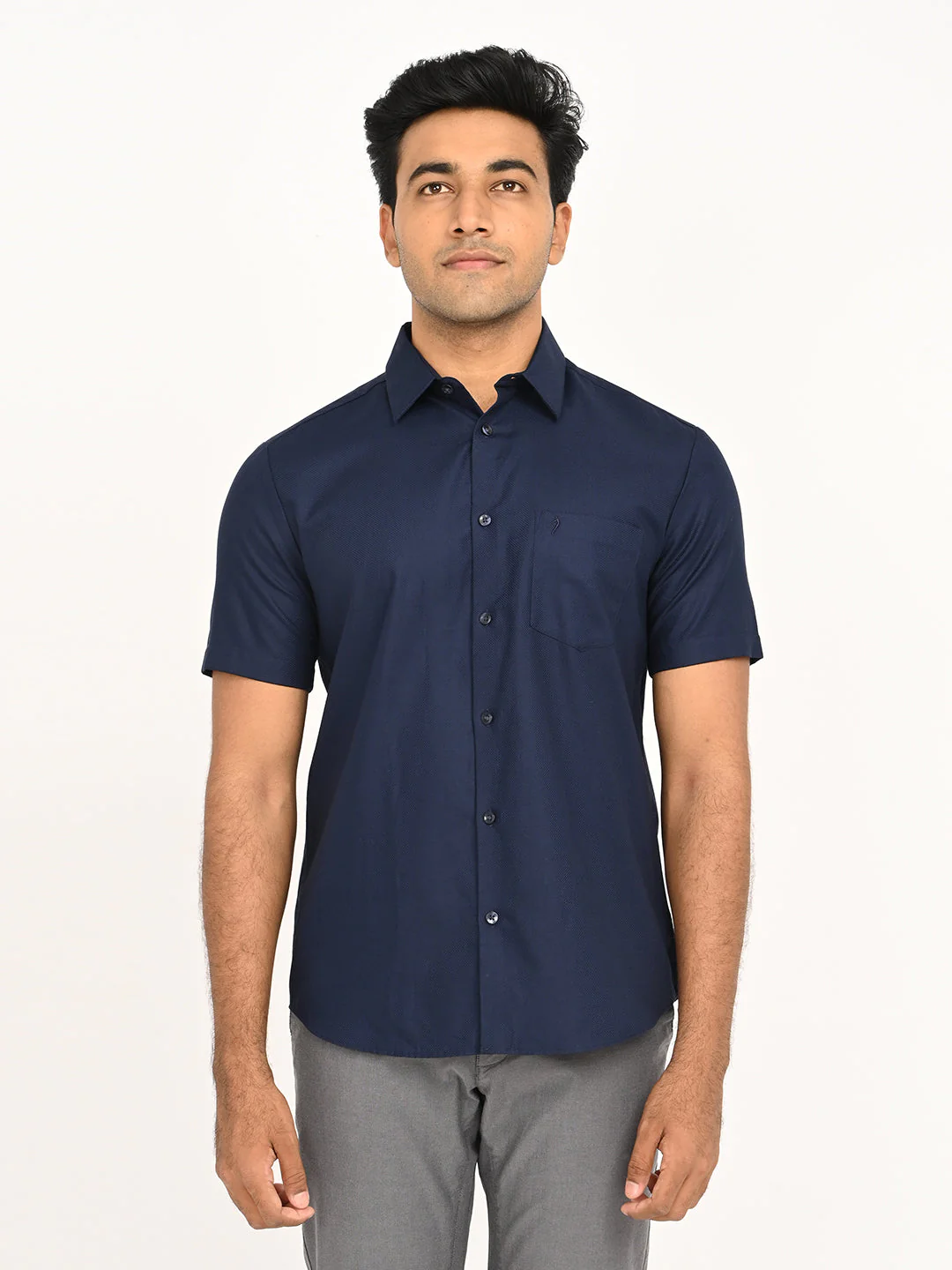 Men's Solid Half Sleeve Cotton Shirt