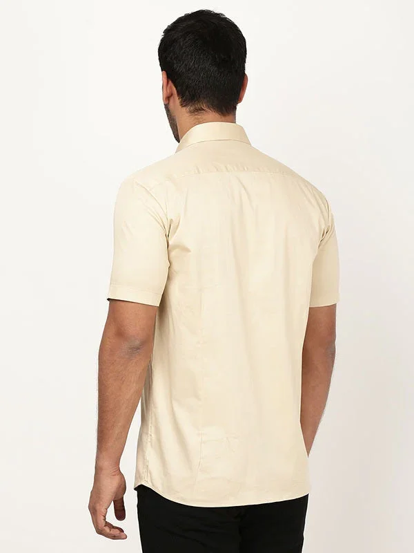 Men's Solid Half Sleeves Cotton Stretch Shirt - Image 15