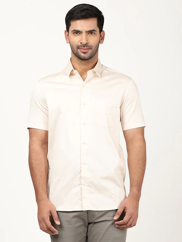 Men's Solid Half Sleeves Cotton Stretch Shirt - Image 6