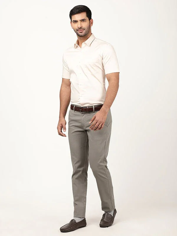 Men's Solid Half Sleeves Cotton Stretch Shirt - Image 9