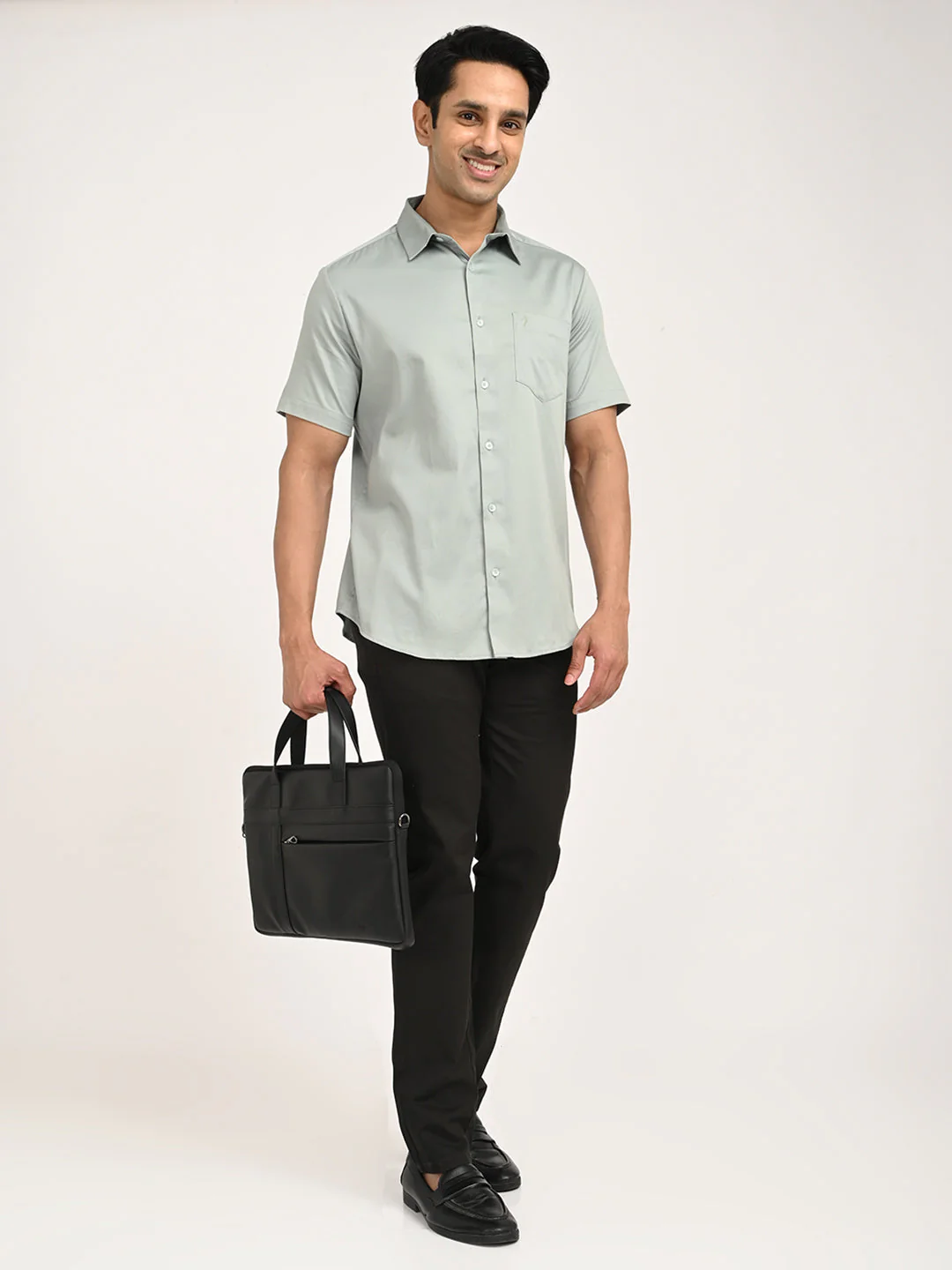 Men's Solid Half Sleeve Cotton Stretch Shirt - Image 12
