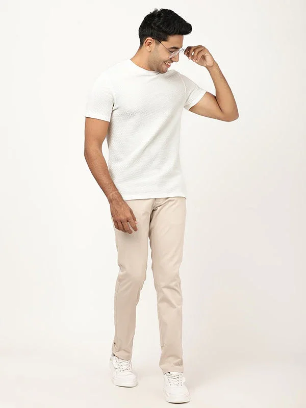 Men's Textured Crew Neck T-Shirt - Image 4